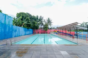 OYO 1866 Amazon Homestay Syariah - Piscina