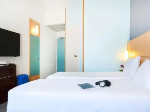 Ibis Como - Chambre