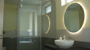 Hotel Dolphin - Bathroom