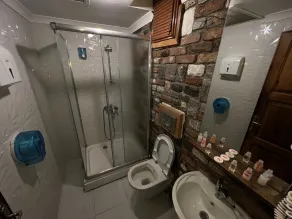 La Fontaine Otel - Baño