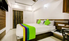 Itsy Hotels Kings Inn Vashi - Room
