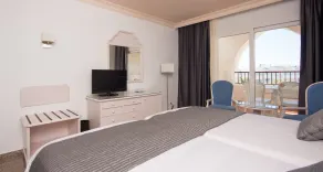 Mac Puerto Marina Benalmádena - Chambre