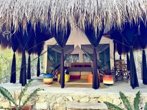 Glamping Bunga Lotus - Room