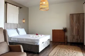 7 Oda Söğüt - Camera