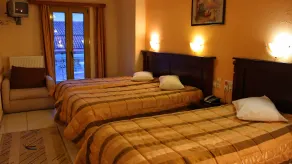 Hotel Kosta Famissi - Zimmer