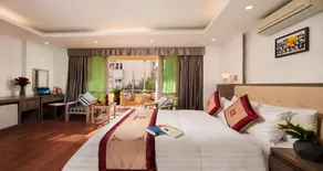 Van Mieu Hotel - Room