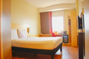 Ibis Yanbu - Room