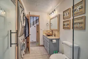 Incline Village Cabin w/ Patio: 2 Mi to Beach! - Salle de bain