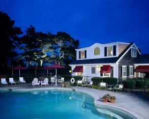 Wellfleet Lodge - Pool