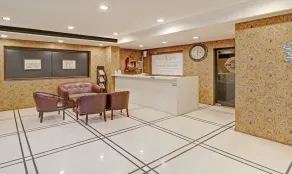 Treebo Suraksha Inn - Reception