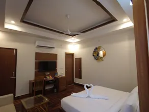 Kamay The Grand Alova - Room