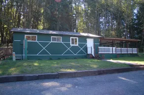 Chehalis Camping Resort One-Bedroom Cabin 2 - Rum