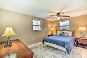 Sun-soaked Hudson Getaway w/ Canal Access! - Room