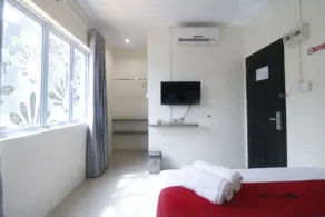 RedDoorz @ Baloi Batam - Chambre