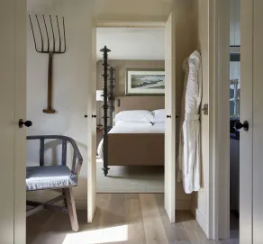 Grove of Narberth - Room