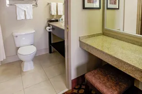 Charlotte Suites - Bathroom