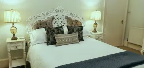 Fleurie Guest House - Værelse