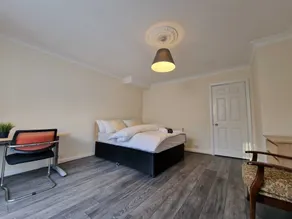 Nice Living Serviced Accommodations 6 - Værelse