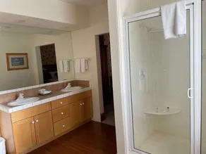 Old Rock Church Bed and Breakfast - Bathroom