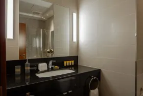 Fantastay Central Park Towers DIFC - Bathroom