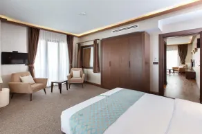 Sera Lake Resort Hotel Spa & Aparts - Habitación