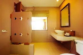 Phi Phi Arboreal Resort - Bathroom
