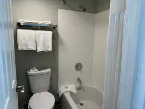 MainStay Suites Springfield South - Battlefield Rd - Salle de bain