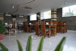 HOTEL DHARAMSHALA PARADISE - Restaurant