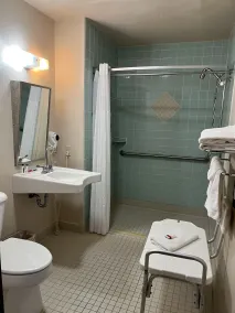 Super 8 by Wyndham Sturgis - Salle de bain