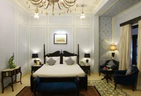 Grand Uniara A Heritage Hotel - Chambre