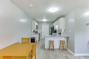 3 Mi to Brunswick Community College: Cozy Duplex! - Interiör