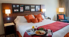 Delta Hotels by Marriott Utica - Room