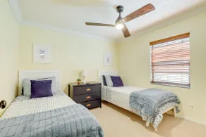 Valrico Vacation Rental 15 Mi to Tampa - Room