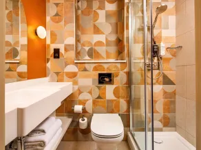 ibis Styles York Centre - Baño