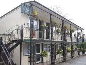 Old Mill Hotel & Lodge - Habitación