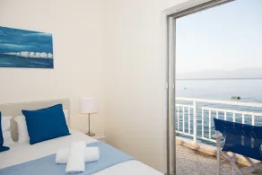 Spacious apartment on the beachfront - Rom