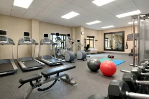 Homewood Suites by Hilton St Louis Park at West End - Salle de remise en forme