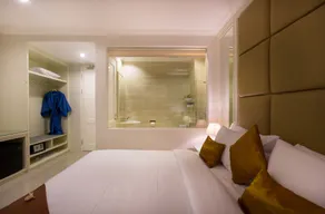 Amalfi Hotel Seminyak - Utsikt från rummet