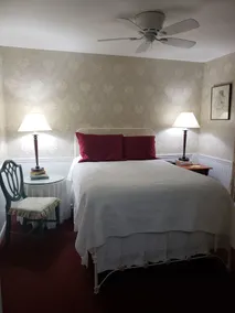 Eagle Harbor Inn - Zimmer
