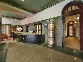 EA Hotel Royal Esprit - Reception