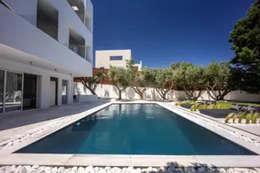 Infinity White Complex by GK Hospitality Group - Basseng