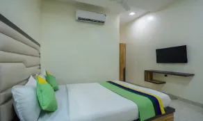 Treebo Zaid International Powai - Room
