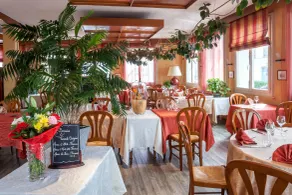 Logis Hôtel Les Voyageurs - Restaurang