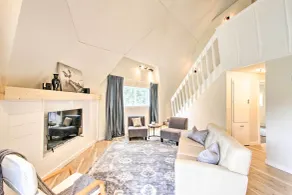 Geodesic Dome House w/ Scenic Views + Hot Tub - Innenbereich