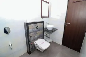 Pinakii Comfort Stay Vile Parle - Near Airport - Bathroom