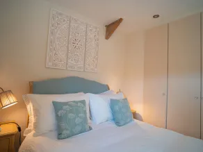 May Blossom Barn - Interior