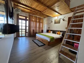 Lap Of Himalayas Resort - Chambre