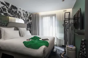 Tribe Paris La Defense Esplanade - Room