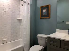 208 New Downtown Living Studio - Salle de bain