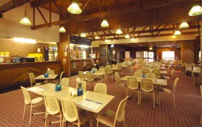 Seabrook Hotel - Interior entrance